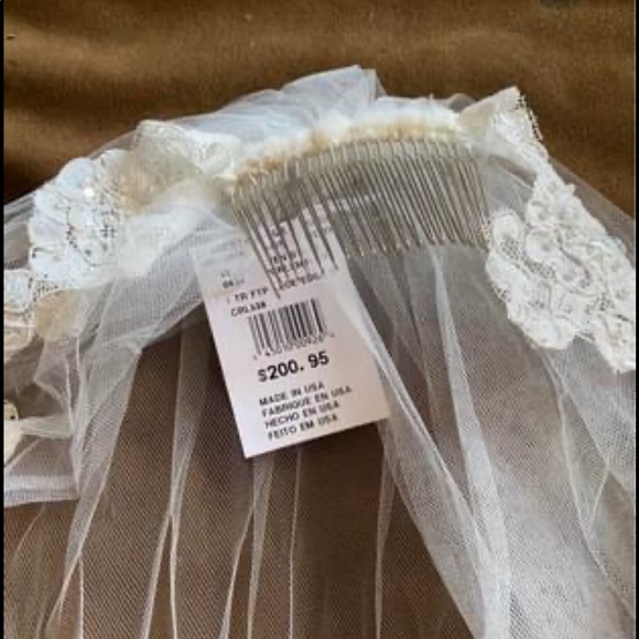 Wedding veil main image 4